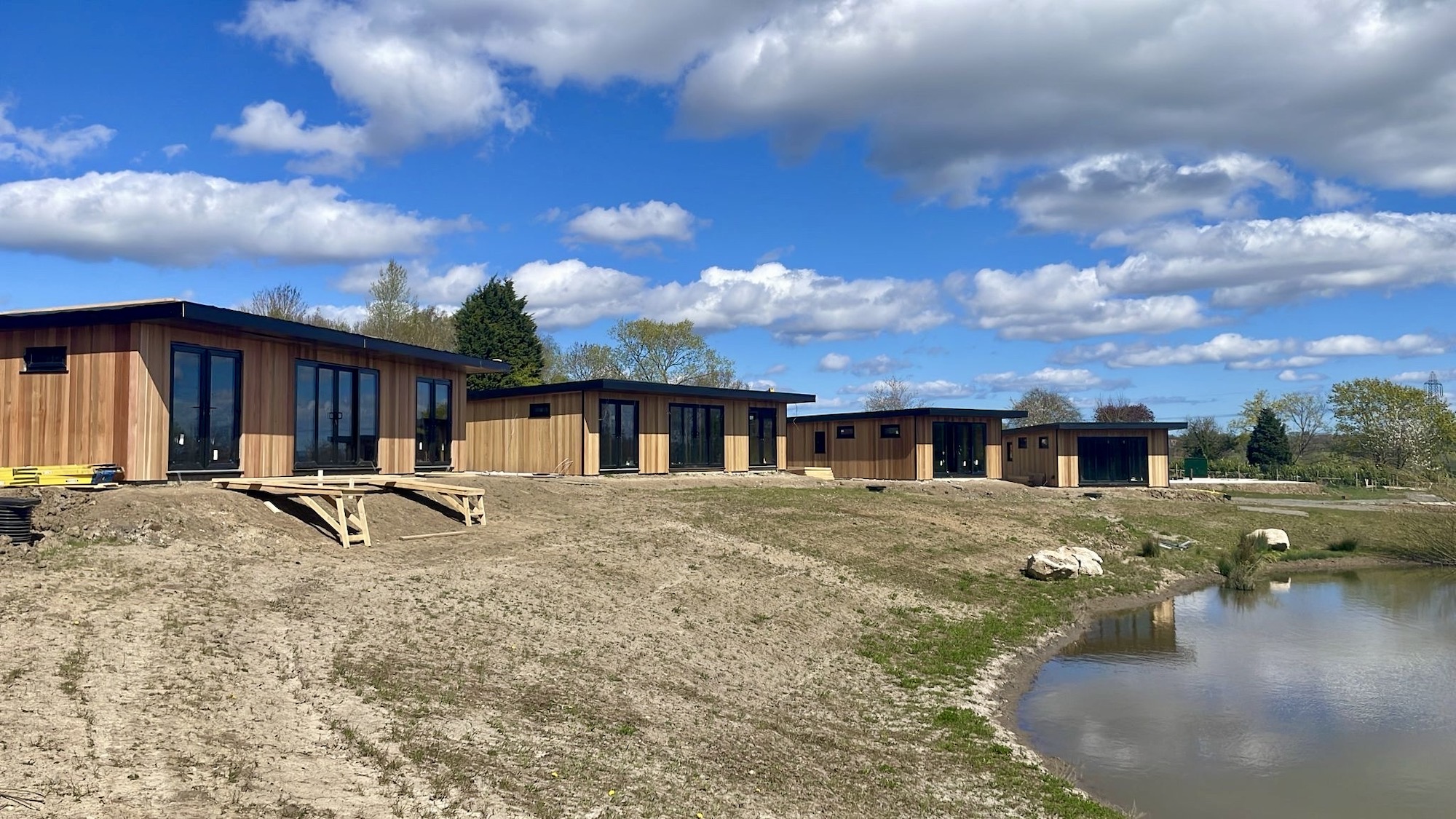 Holmewood Lakes Holiday Park